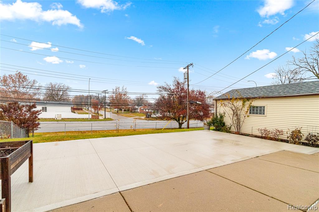7148 Plainfield Street, Dearborn Heights, MI 48127 — Photo 34
