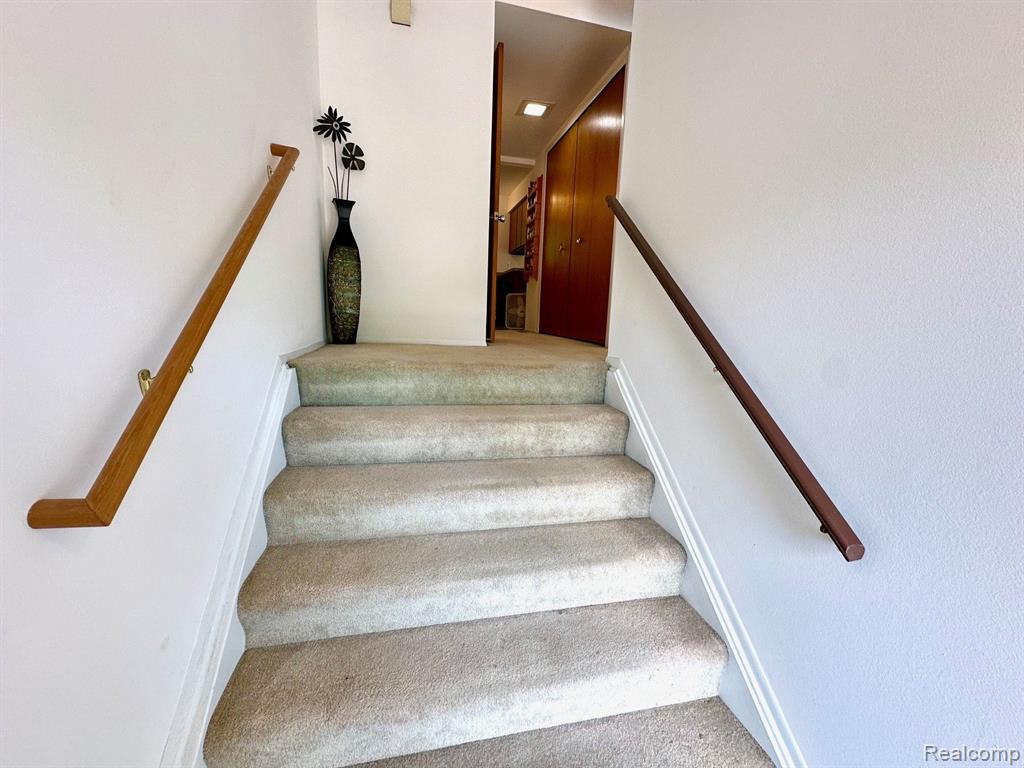 514 VICTORIA Square, Brighton, MI 48116 — Photo 10