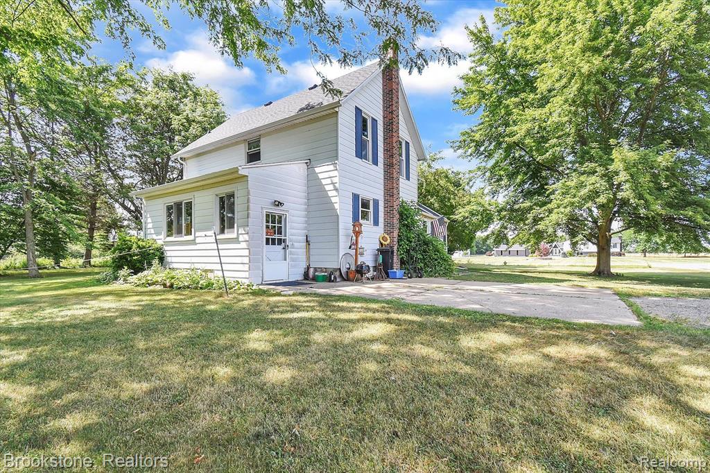 10150 Easton Road, New Lothrop, MI 48460 — Photo 2