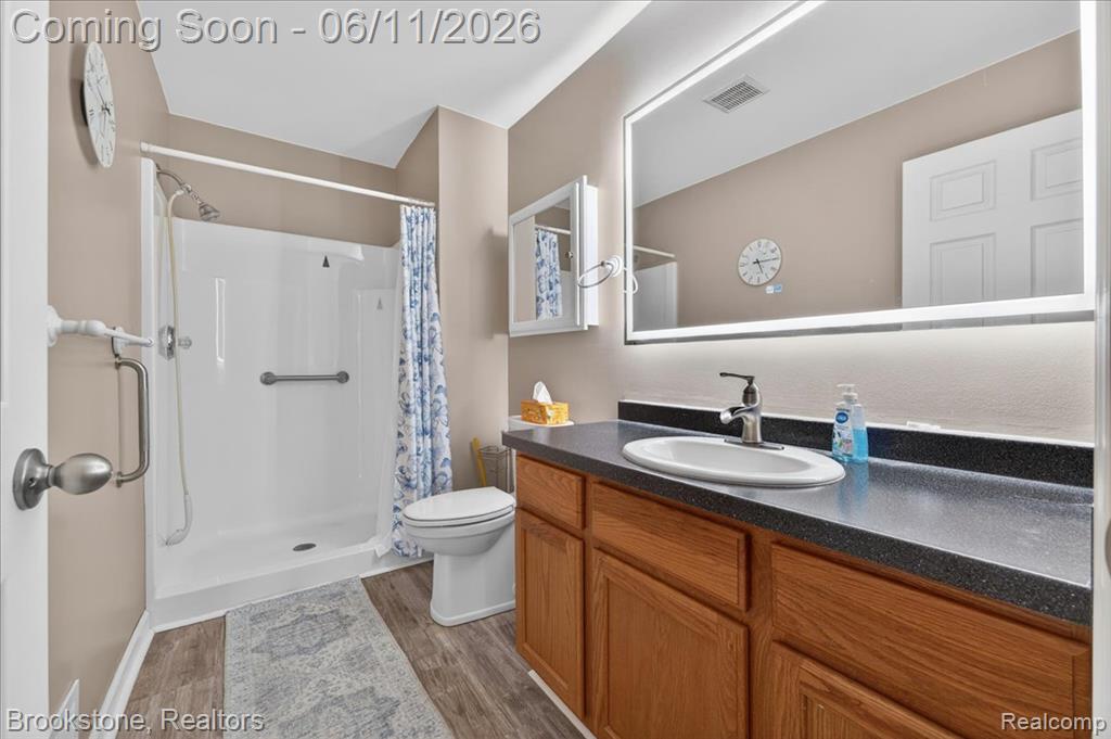 25406 Willowbrook Court, Flat Rock, MI 48134 — Photo 21