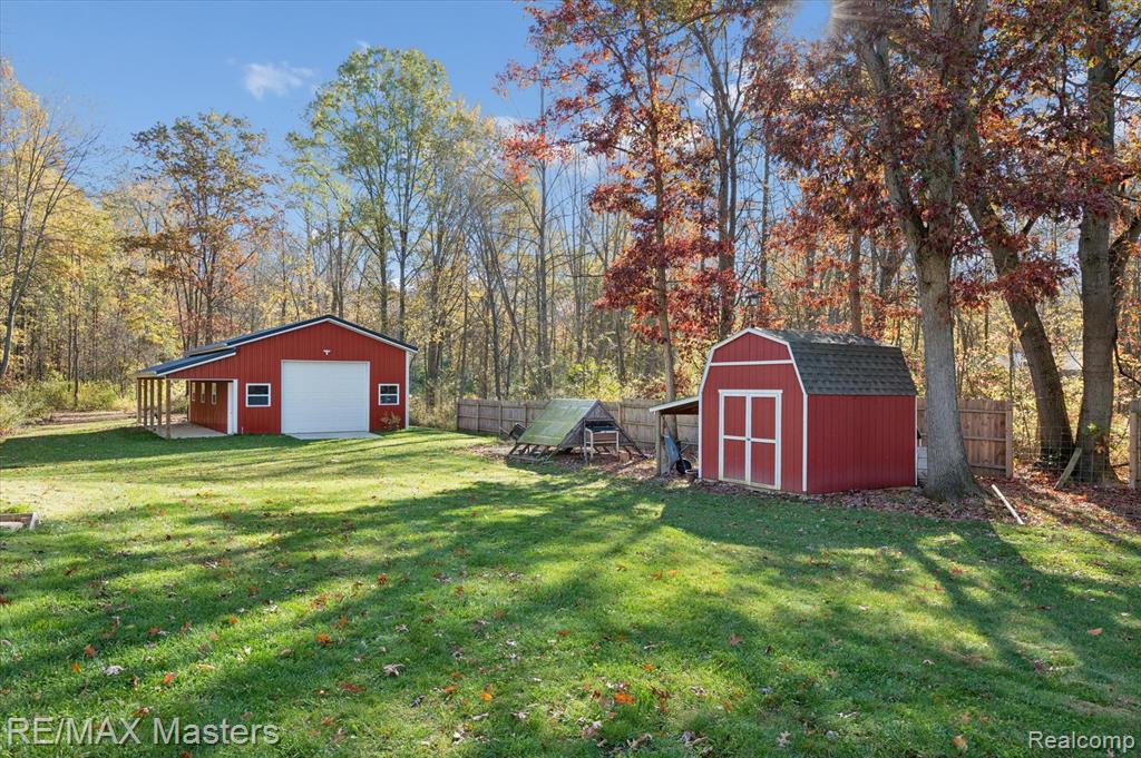 25845 Martinsville Road, New Boston, MI 48164 — Photo 41