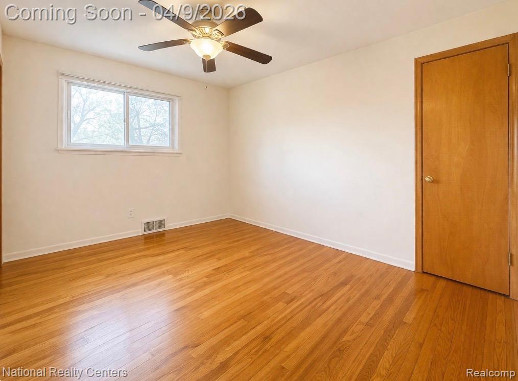 7010 Locklin Street, West Bloomfield, MI 48324 — Photo 15