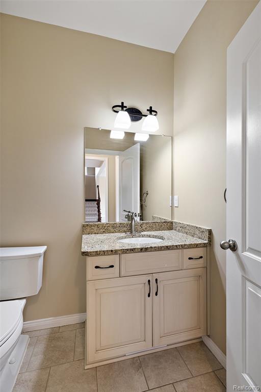 46267 Terrace Drive, Shelby Twp, MI 48317 — Photo 31