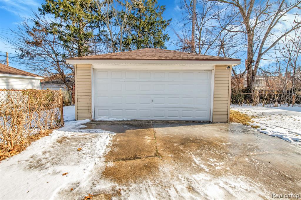 19372 SANTA BARBARA Drive, Detroit, MI 48221 — Photo 21