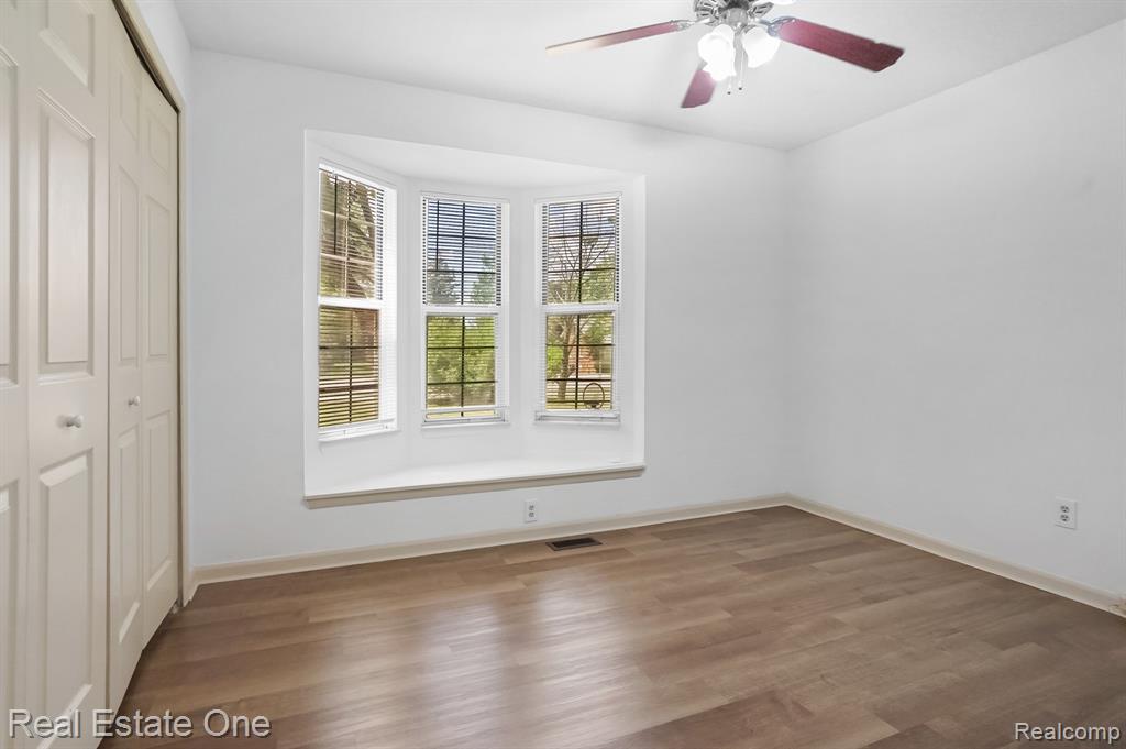 6770 John R Road, Troy, MI 48085 — Photo 12