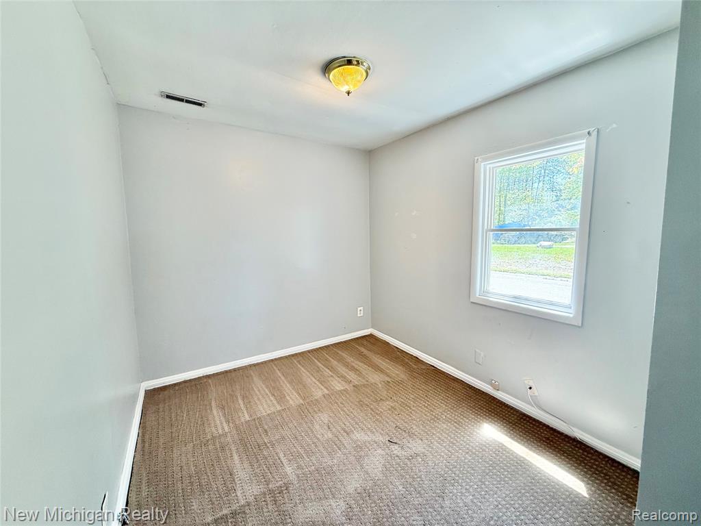 300 Georgia Drive, Lapeer, MI 48446 — Photo 25