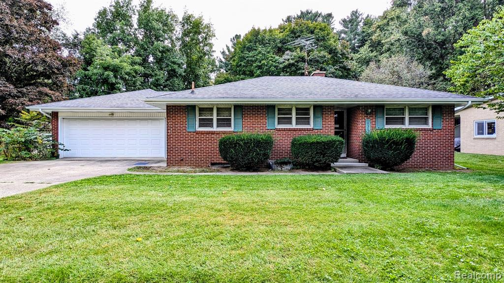 6364 STATE Road, Vassar, MI 48768 — front exterior