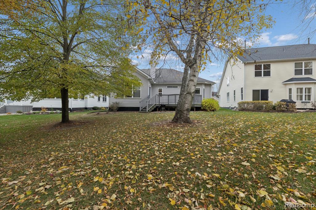 4035 Hillsdale Drive, Auburn Hills, MI 48326 — Photo 42