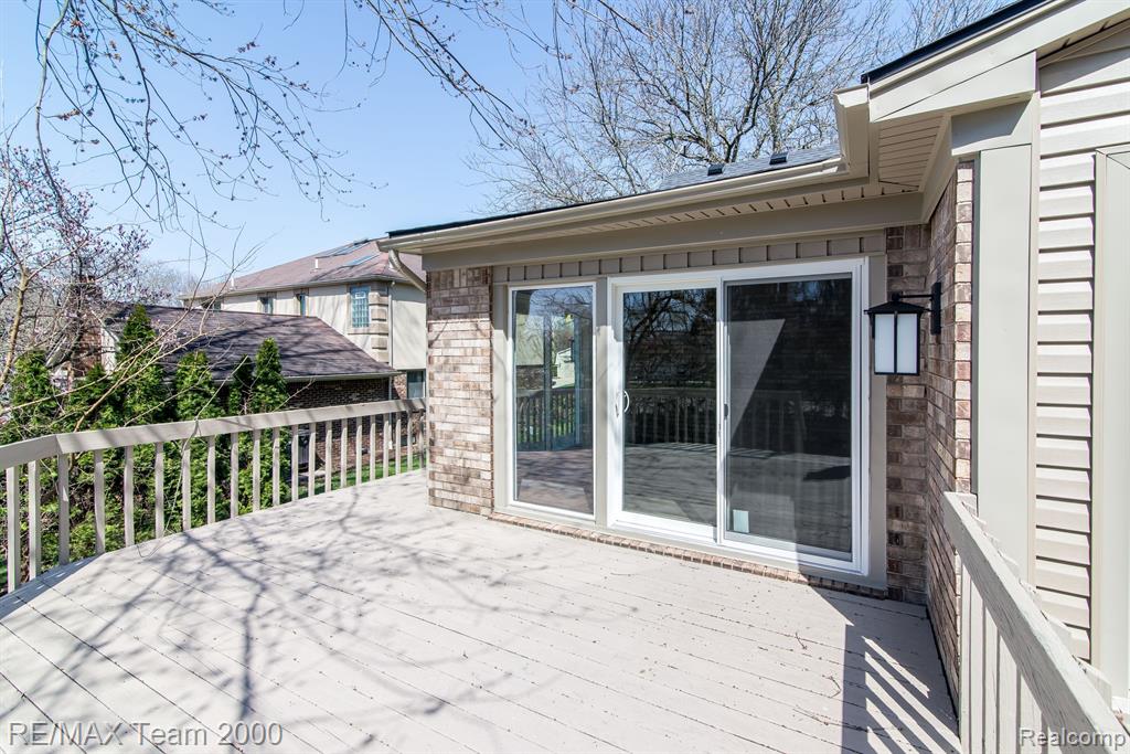 17148 PON VALLEY Drive, Northville, MI 48168 — Photo 16