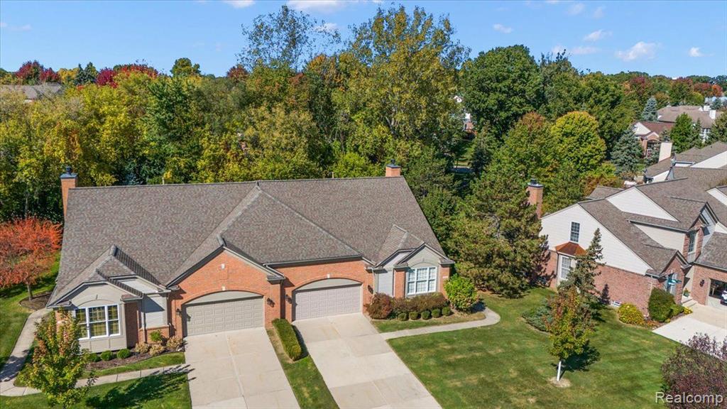 833 GARNET Court, Rochester, MI 48306 — Photo 41