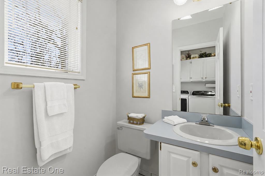 6514 Mountview Court, Brighton, MI 48116 — Photo 17