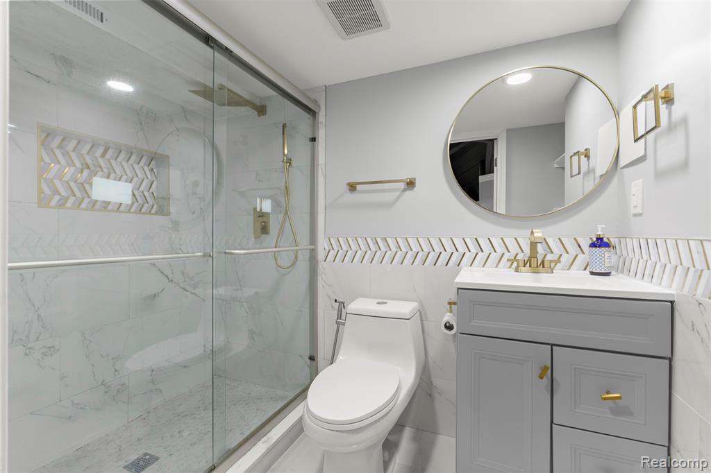 6446 Centralia Street, Dearborn Heights, MI 48127 — Photo 28