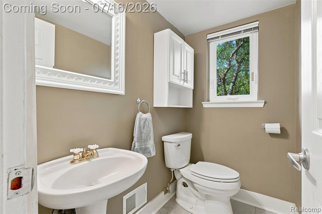 3475 Yellowstone Drive, Ann Arbor, MI 48105 — Photo 19