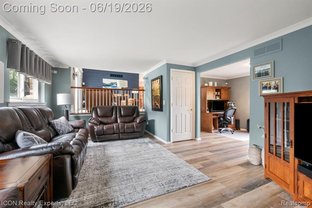 39738 Day Drive E, Clinton Twp, MI 48038 — Photo 26