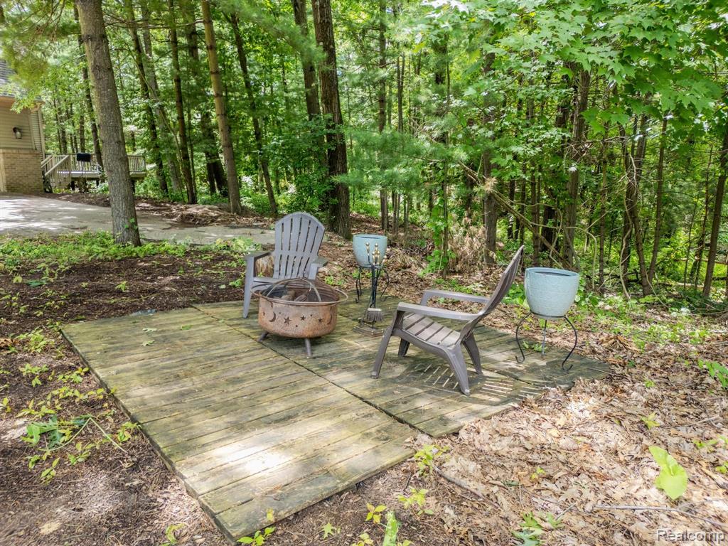 573 NAKOMIS Trail, Lake Orion, MI 48362 — Photo 7