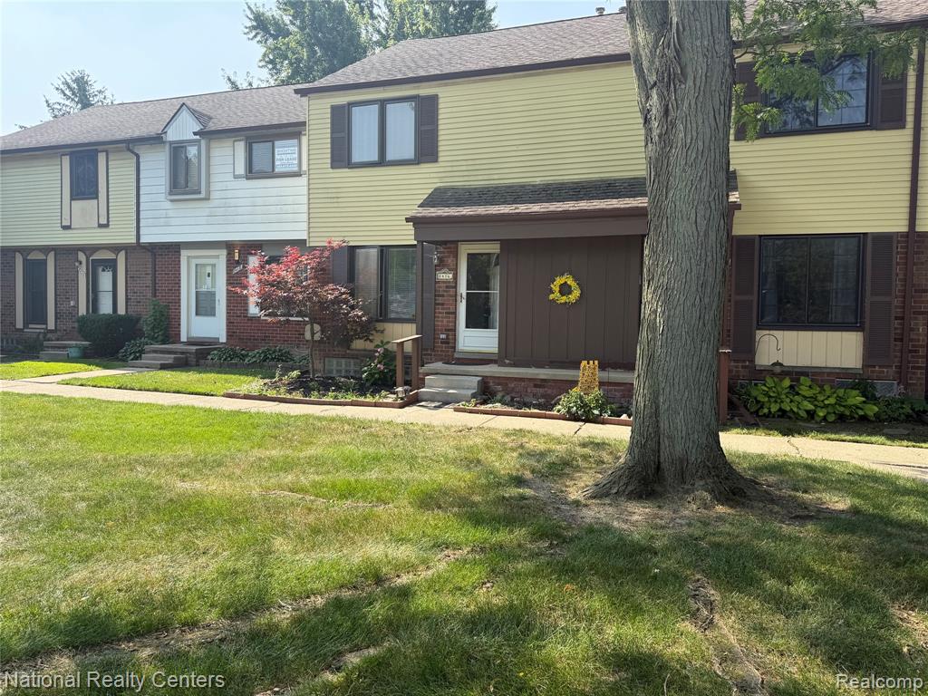 8416 Hickory Drive, Sterling Heights, MI 48312 — Photo 2