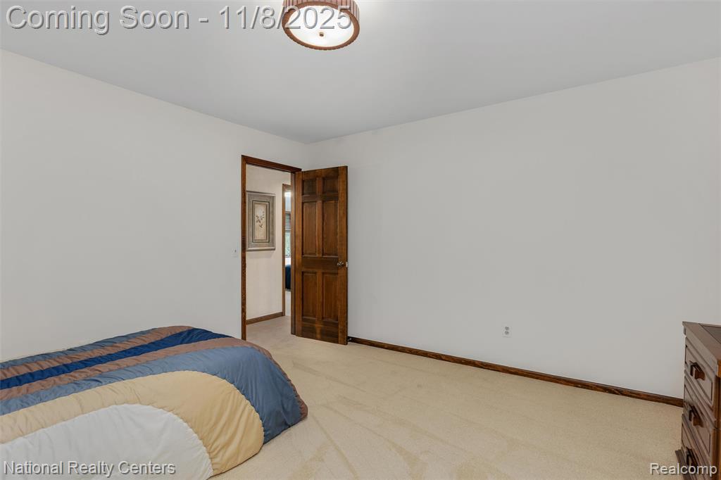 4822 Cider Hill Drive, Rochester, MI 48306 — Photo 46