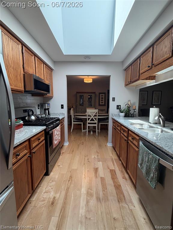 49459 Tarrytown Court, Utica, MI 48315 — Photo 14