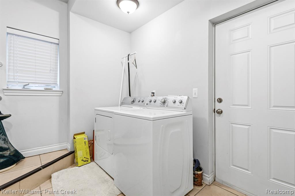 418 Oak Street, Rochester, MI 48307 — Photo 25