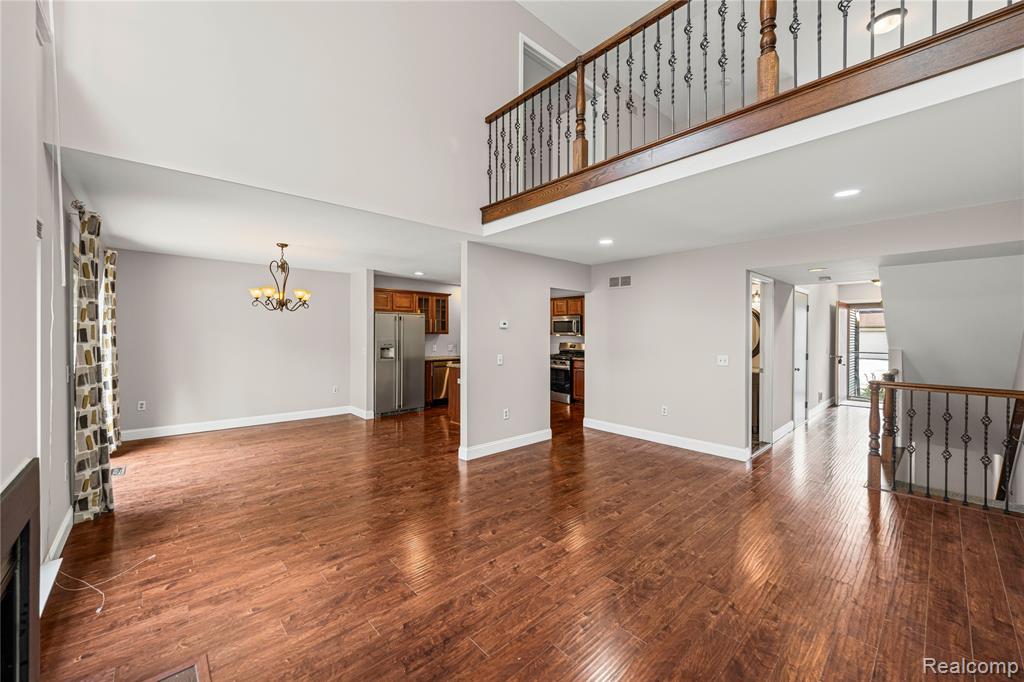 740 Eastbridge Court, Rochester Hills, MI 48307 — Photo 10