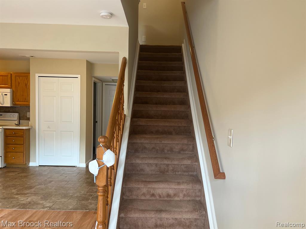 50432 BAY Run S, Chesterfield, MI 48047 — Photo 12