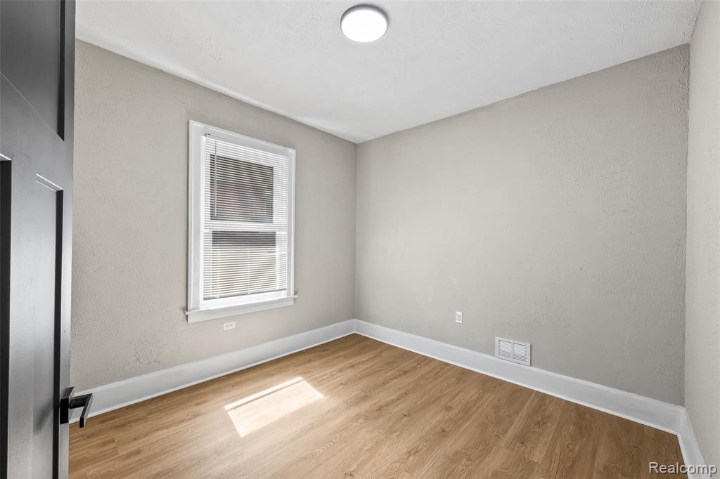 2254 Taylor Unit #2 Street, Detroit, MI 48206 — Photo 17