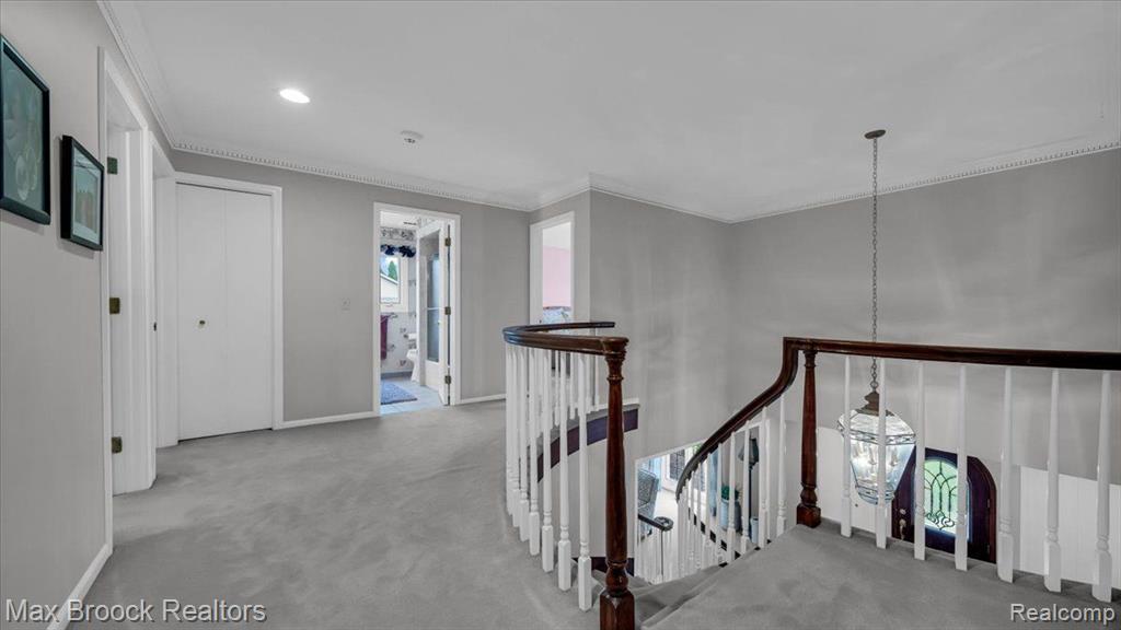 404 SHELLBOURNE Drive, Rochester Hills, MI 48309 — Photo 48