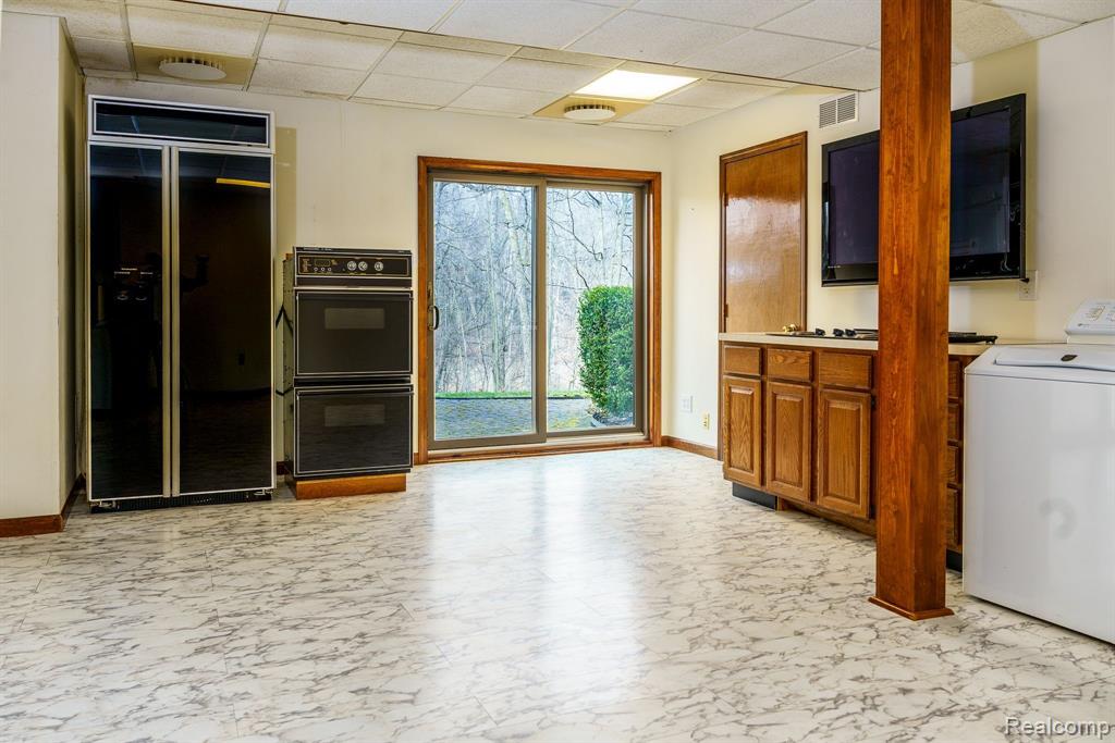 545 JUDI ANN Lane, Holly, MI 48442 — Photo 23