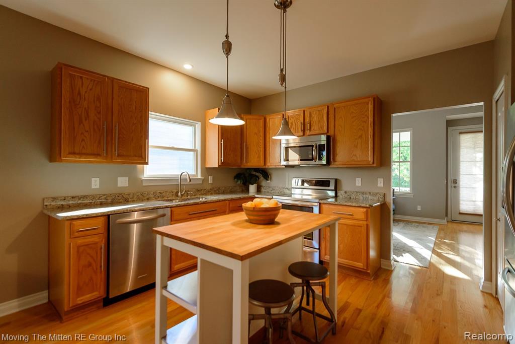 841 ROOSEVELT Street, Canton, MI 48188 — Photo 9