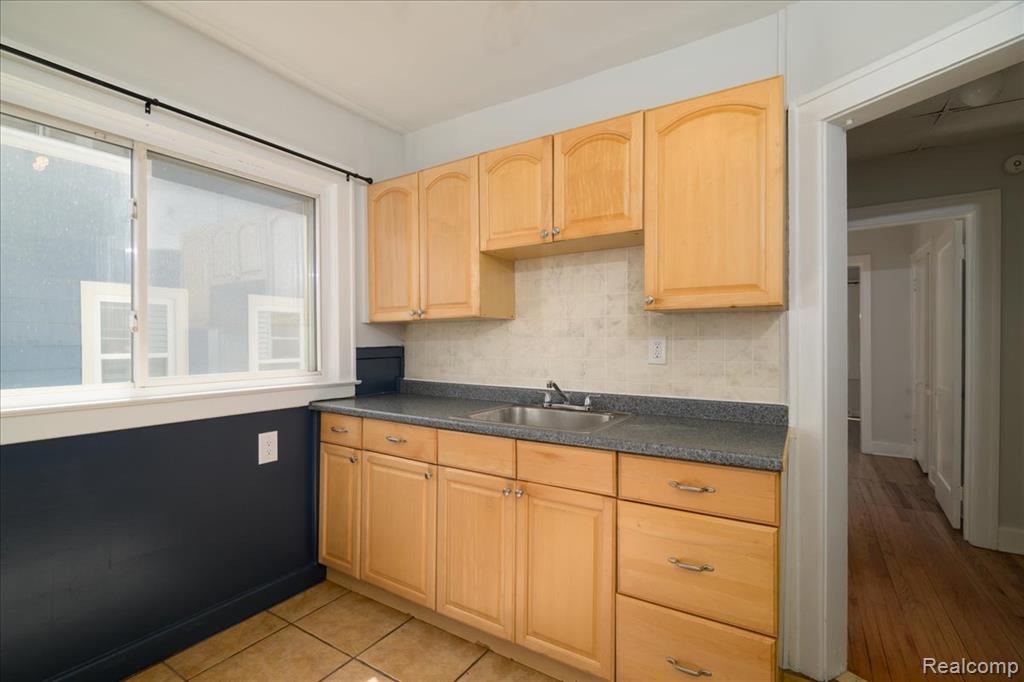 967 Alberta Street, Ferndale, MI 48220 — Photo 6