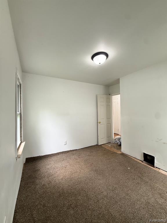 9536 Plainview Avenue, Detroit, MI 48228 — Photo 7
