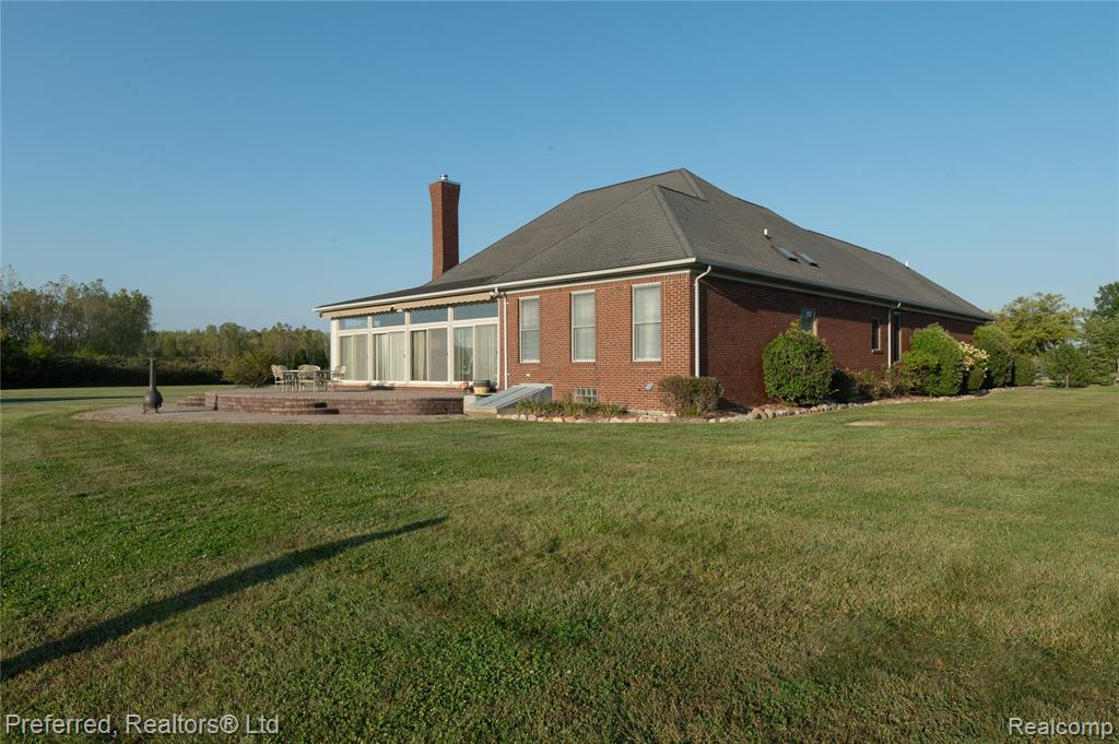 9769 Fawnwood Drive, Carleton, MI 48117 — Photo 43