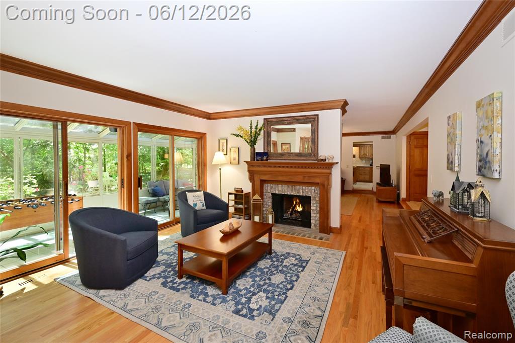 5684 Sussex Court, Troy, MI 48098 — Photo 15