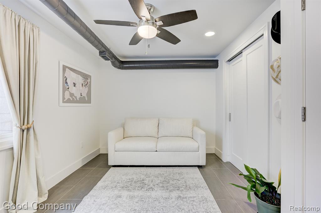 640 W 11 Mile Road, Royal Oak, MI 48067 — Photo 30