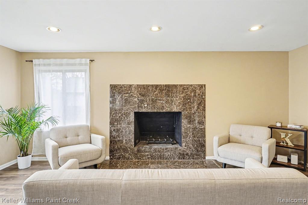 5446 Old Franklin Road, Grand Blanc, MI 48439 — Photo 4