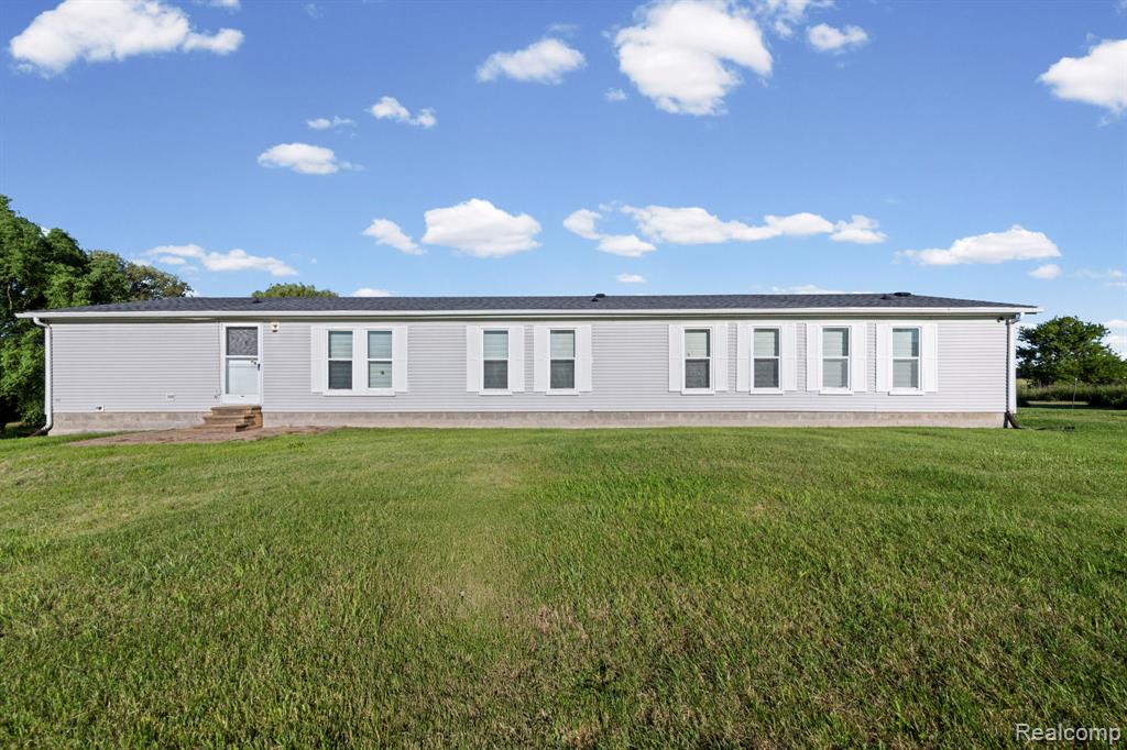 865 Brown City Road, Imlay City, MI 48444 — Photo 31