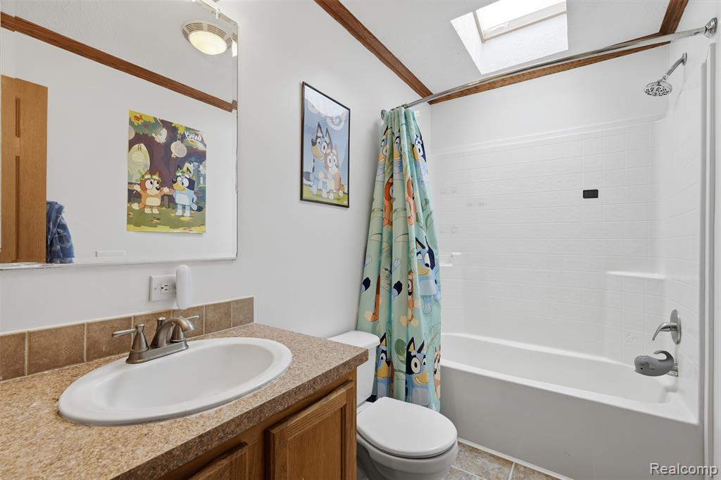 11105 Wood Run Circle, South Lyon, MI 48178 — Photo 18