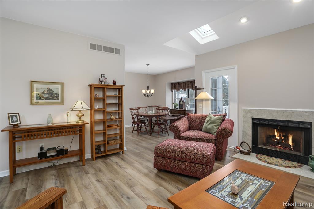 1111 Fairways Boulevard, Troy, MI 48085 — Photo 4