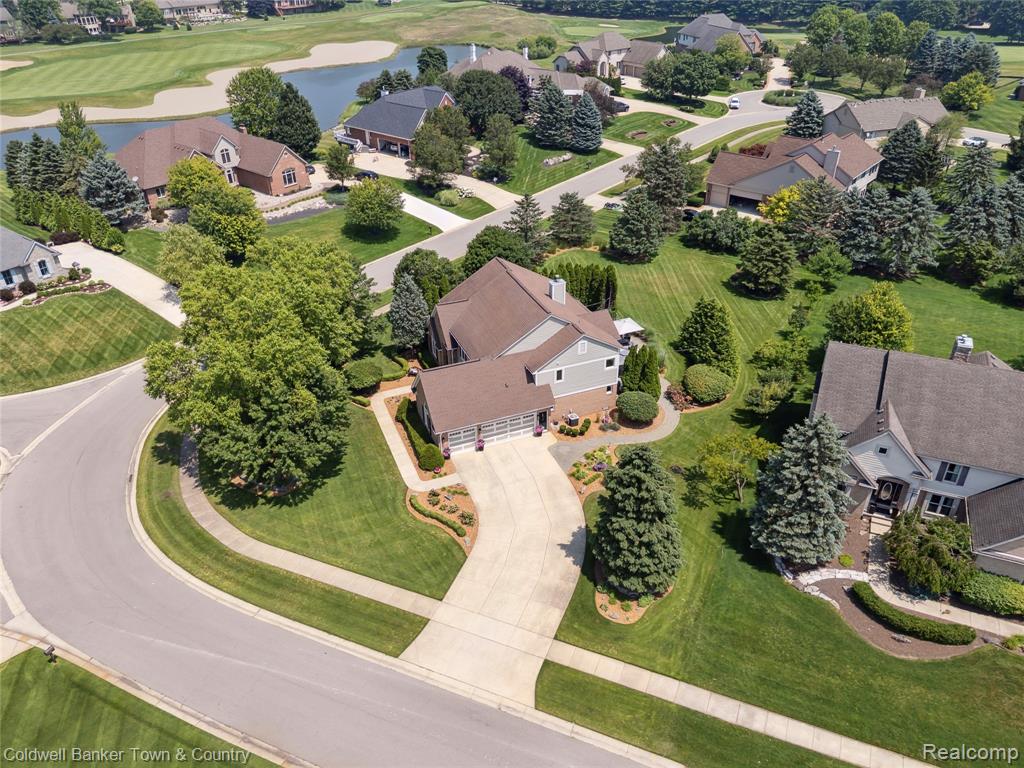 324 Nairn Circle, Highland, MI — Photo 85