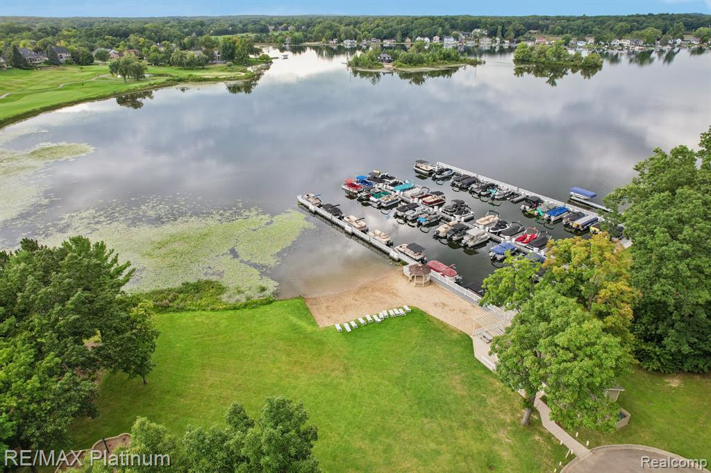 4663 Huntington Drive, Brighton, MI 48116 — Photo 45
