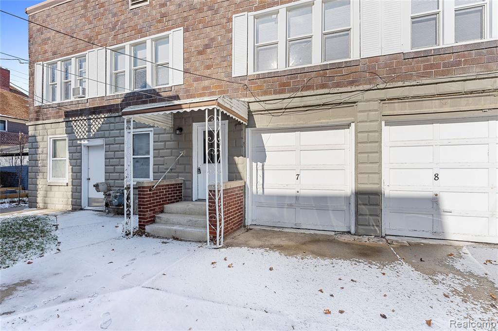 444 Orange Street, Wyandotte, MI 48192 — front exterior