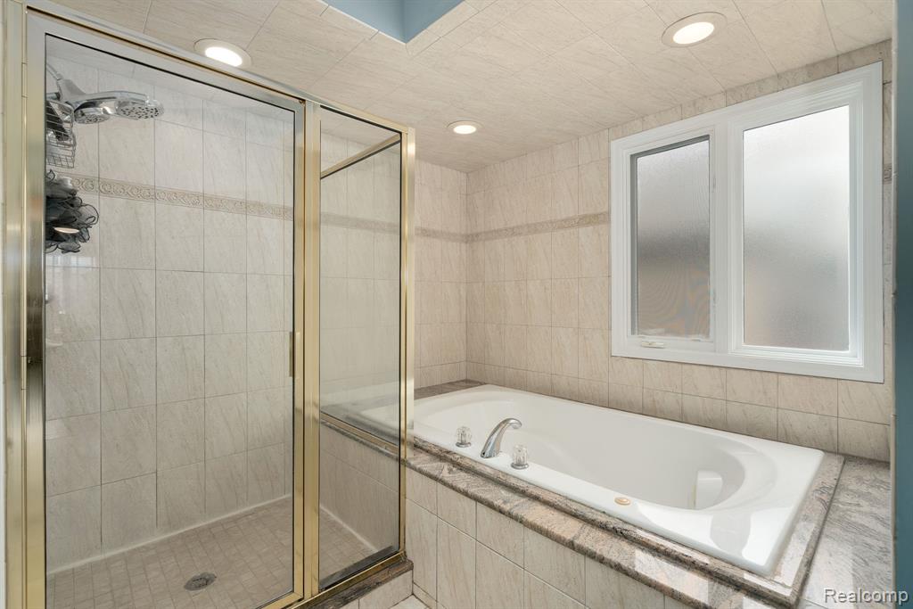 54678 Cabrillo Drive, Macomb, MI 48042 — Photo 24