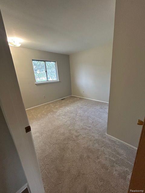 3866 CLOVERLAWN Avenue, Ypsilanti, MI 48197 — Photo 31