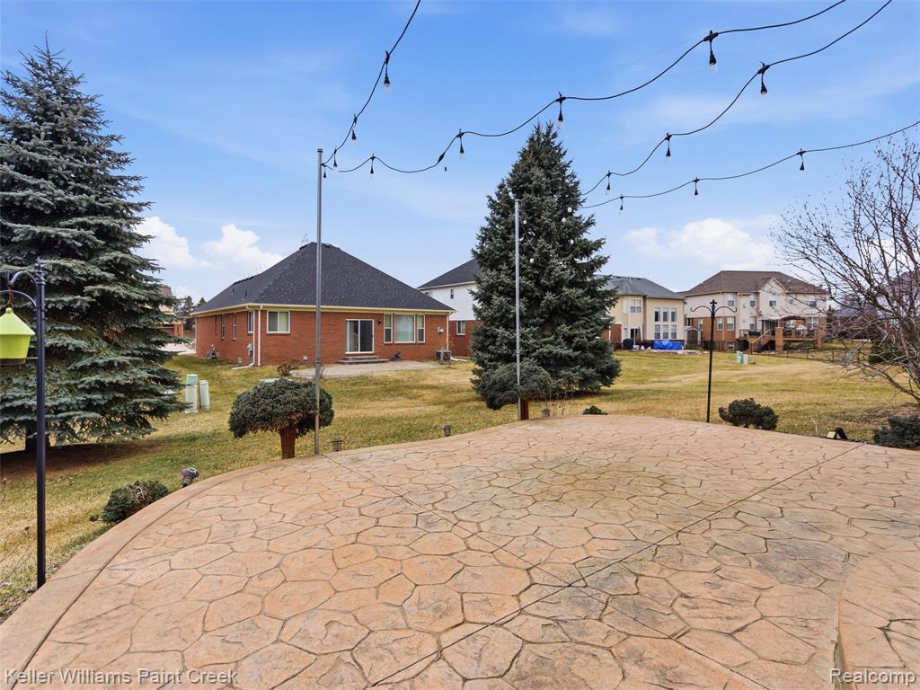 6731 Twickenham, Utica, MI 48317 — Photo 41