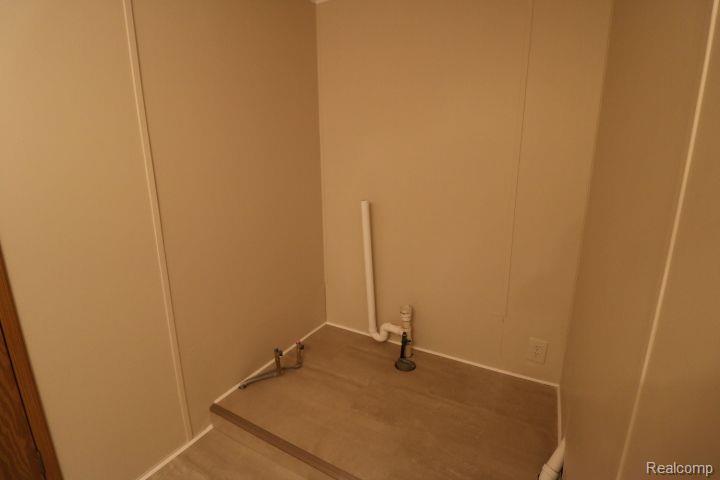 559 W James Street, Lawrence, MI 49064 — Photo 14