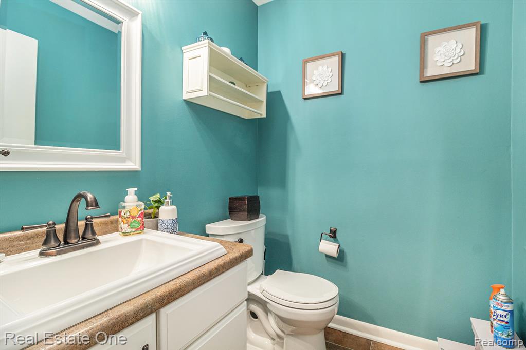 22717 Cranbrooke Drive, Novi, MI — Photo 12