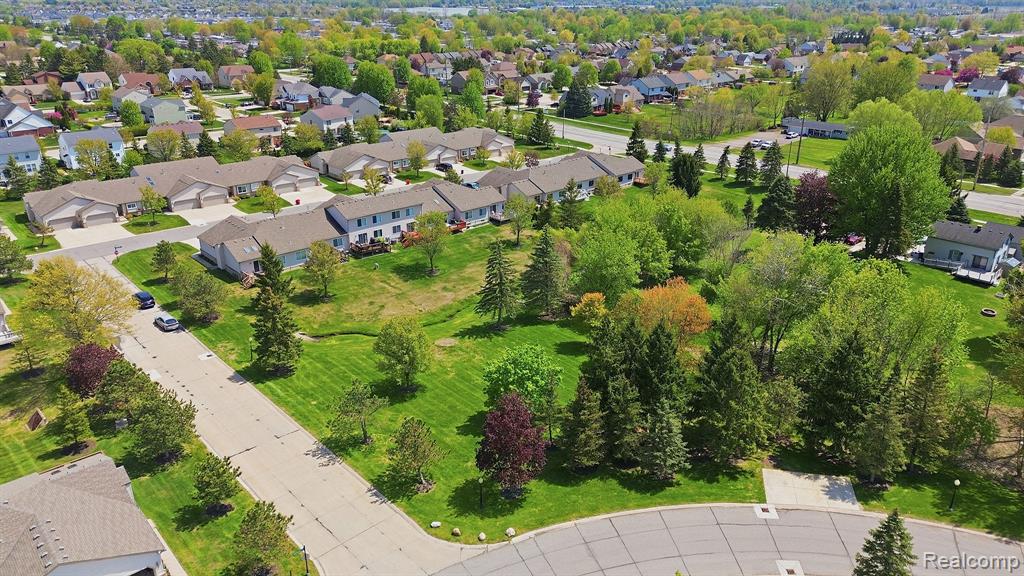 53199 Pineridge Drive, New Baltimore, MI — Photo 31