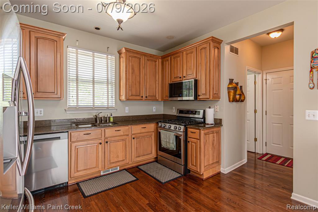 42708 Faulkner Drive, Novi, MI 48377 — Photo 28