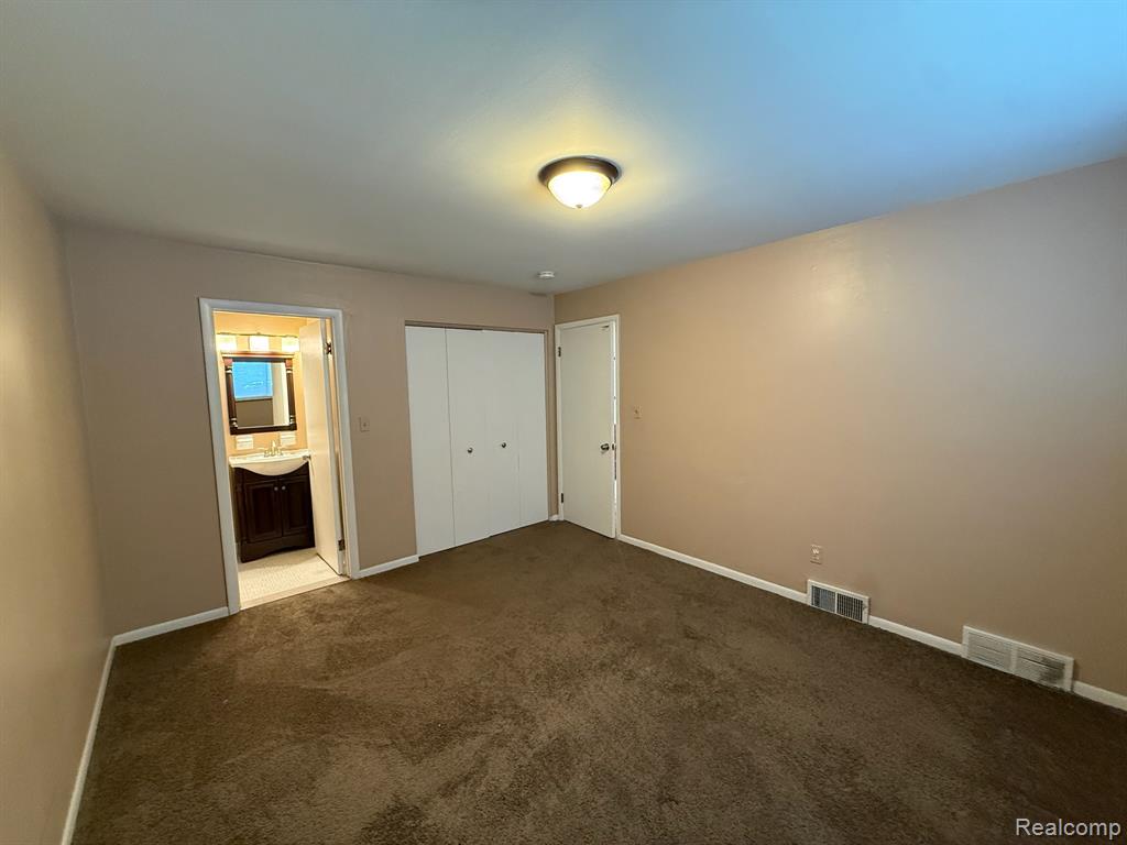982 N Adams Road, Birmingham, MI 48009 — Photo 2