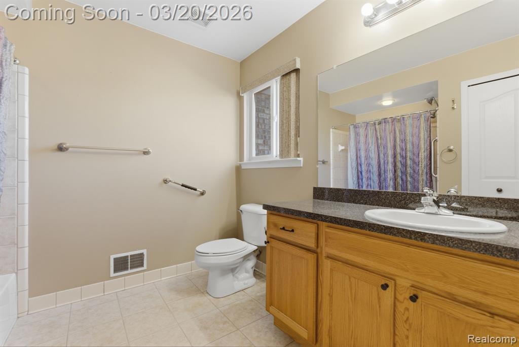 35950 Tamarack Court, New Baltimore, MI 48047 — Photo 14